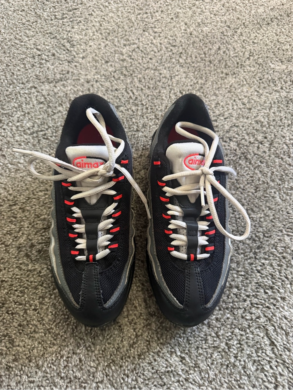 Kids Nike Air Max 95 Recraft  Black/Grey Sneakers with Dark Pink Accents